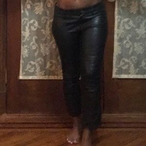 Two-toned cropped black pants!